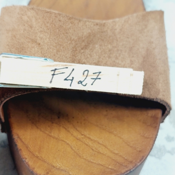 NEW Steve Madden Alabama Platform Brown Suede Wooden Studded Sandals F427 - Picture 11 of 11